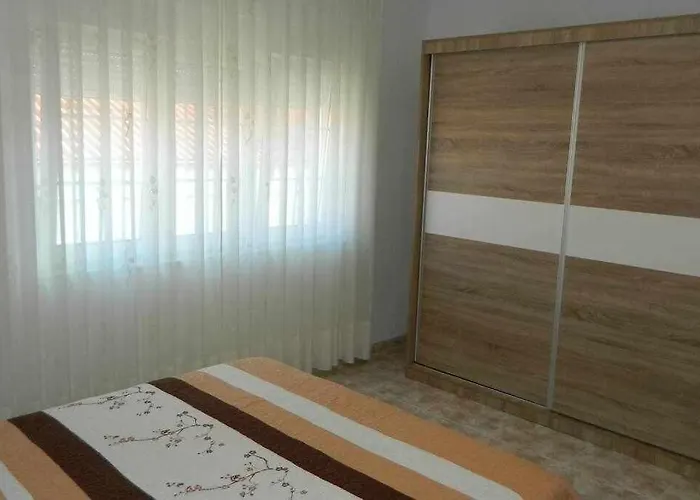 Piso En Cerca De La Playa *